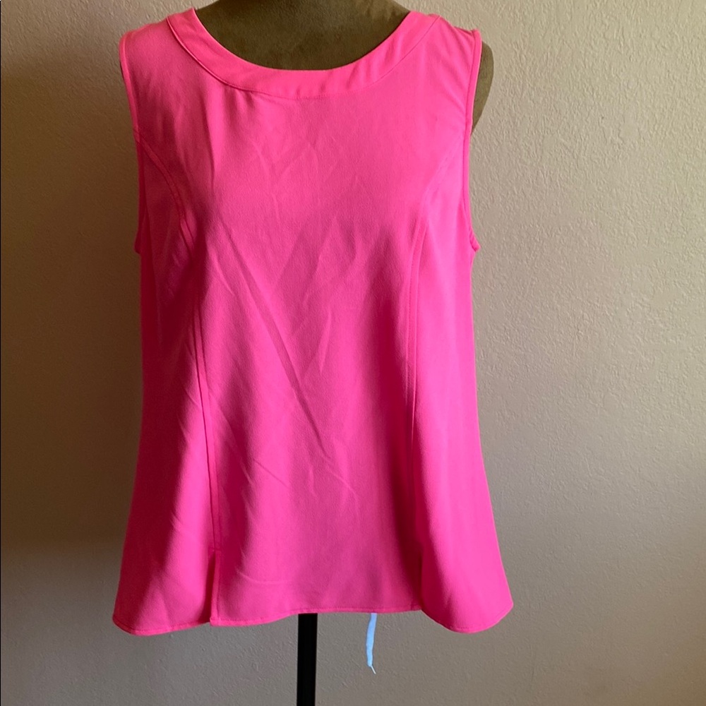 CREATIVE COMMUNE Elegant Pink Sleeveless Top